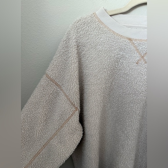 American Eagle Outfitters Cream Sherpa Crew Neck - Picture 2 of 6